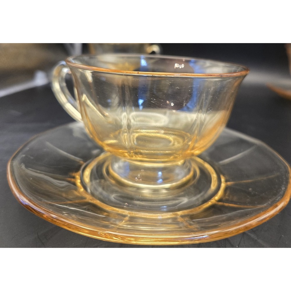 Yellow Depression Glass Vintage Fostoria "Fairfax" Includes 6 Cups And 4 Saucers - Picture 7 of 9